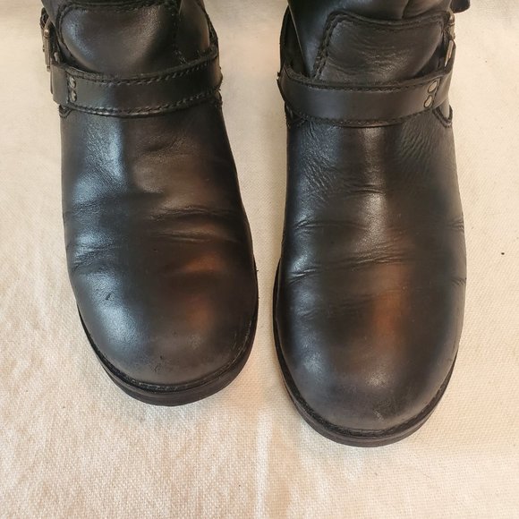 Modern Vice Queen Leather Boots - Picture 10 of 14